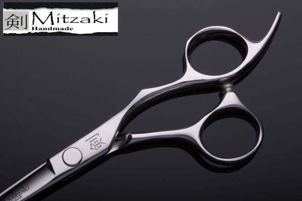 Mitzaki Sobo ( 5.0, 5.5 oder 6.0 ZOLL ) Hohlschliff, Ergoform , Japanstahl, DGT-polish, Handmade , im Original Etui, schont Ihr Handgelenk während Sie arbeiten, sofort lieferbar